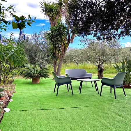 Casa Flores * Tertenìa